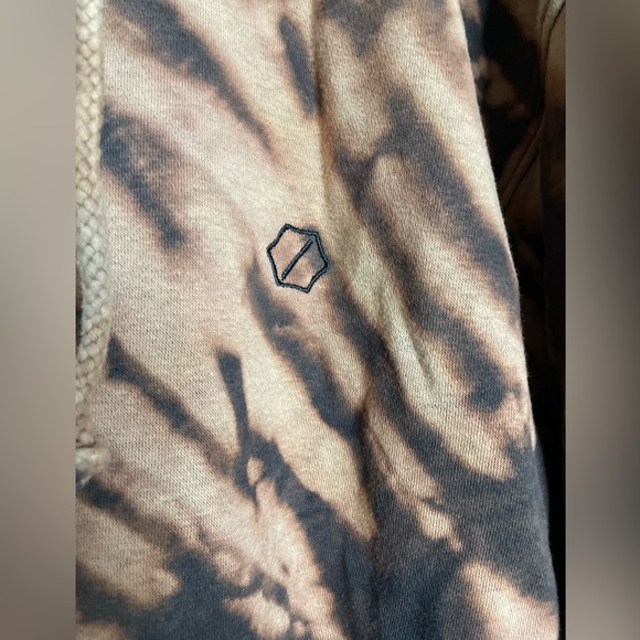 Standard/Cloth Urban Outfitters Black Bleach Hoodie size small - Picture 2 of 7
